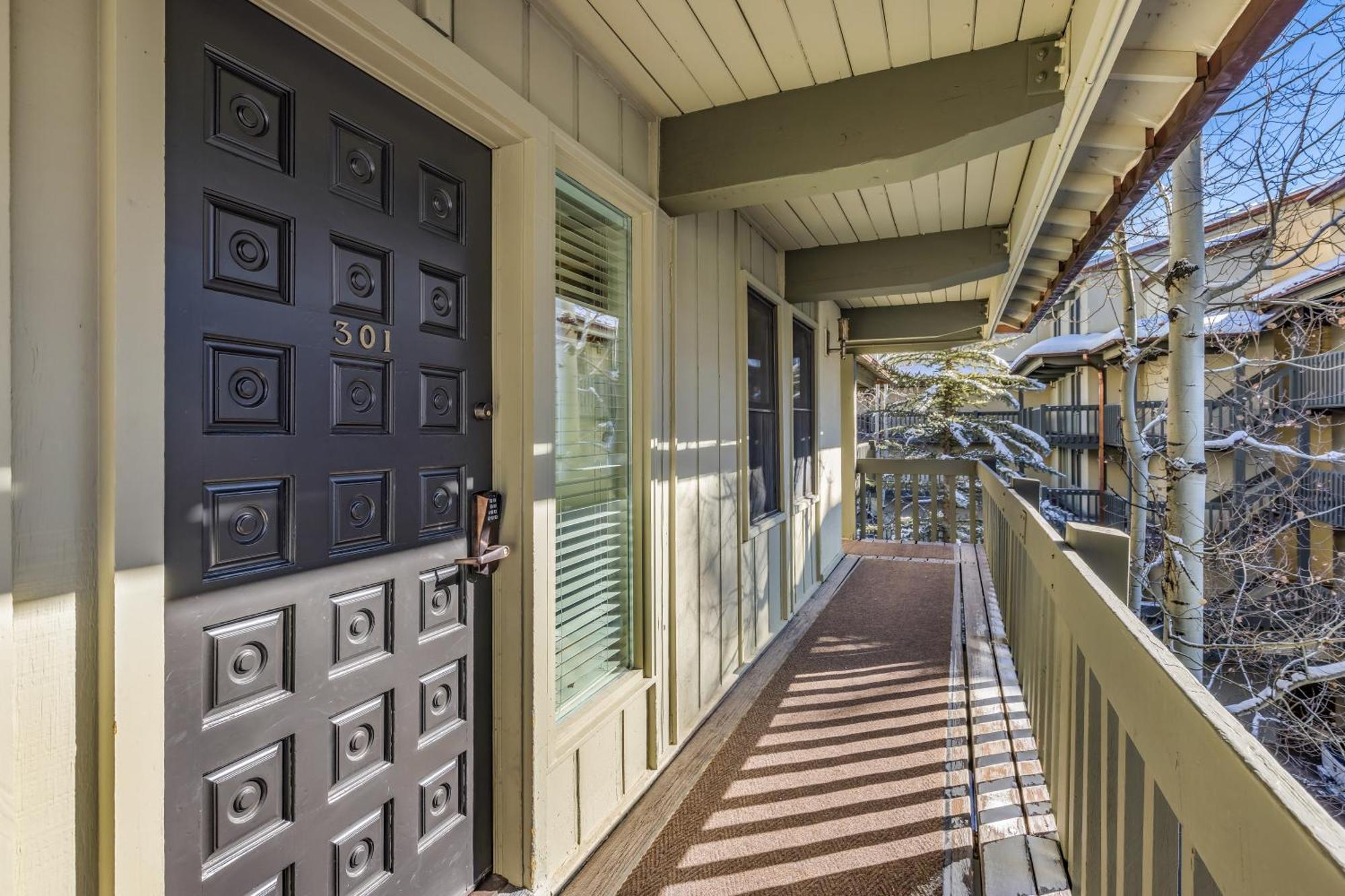 Interlude Condominiums 3-Bedroom Unit 301 สโนว์แมส วิลเลจ ภายนอก รูปภาพ